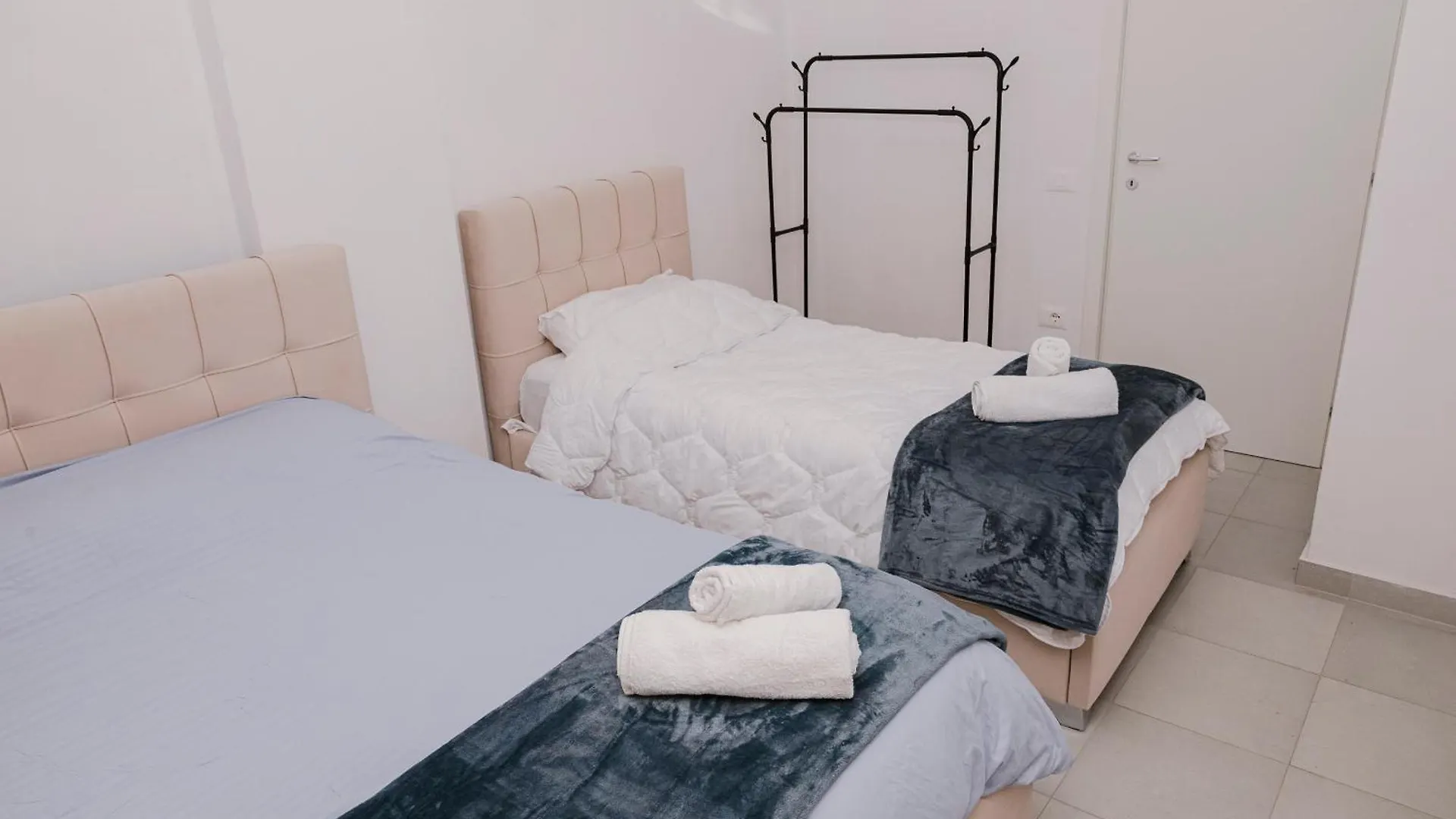 Via Albania - New Bazaar Apartment Tirana